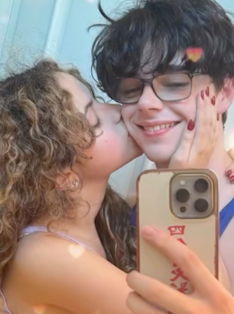 Tino Martin y su novia