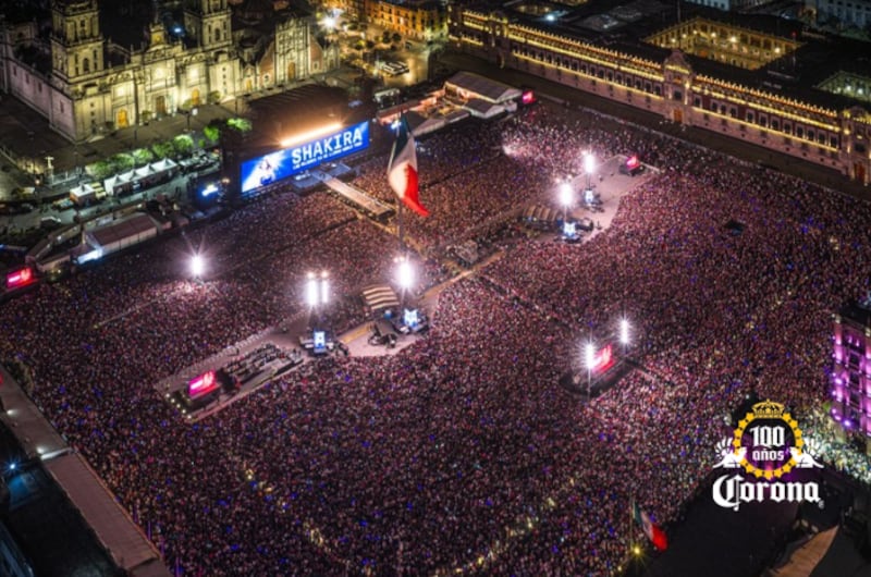 Corona conmemoró 100 años de historia con un concierto gratuito de Shakira en el Zócalo de la Ciudad de México, como un regalo a los mexicanos. El evento reafirmó su vínculo cultural con el país y su compromiso de seguir impulsando el progreso y el talento nacional