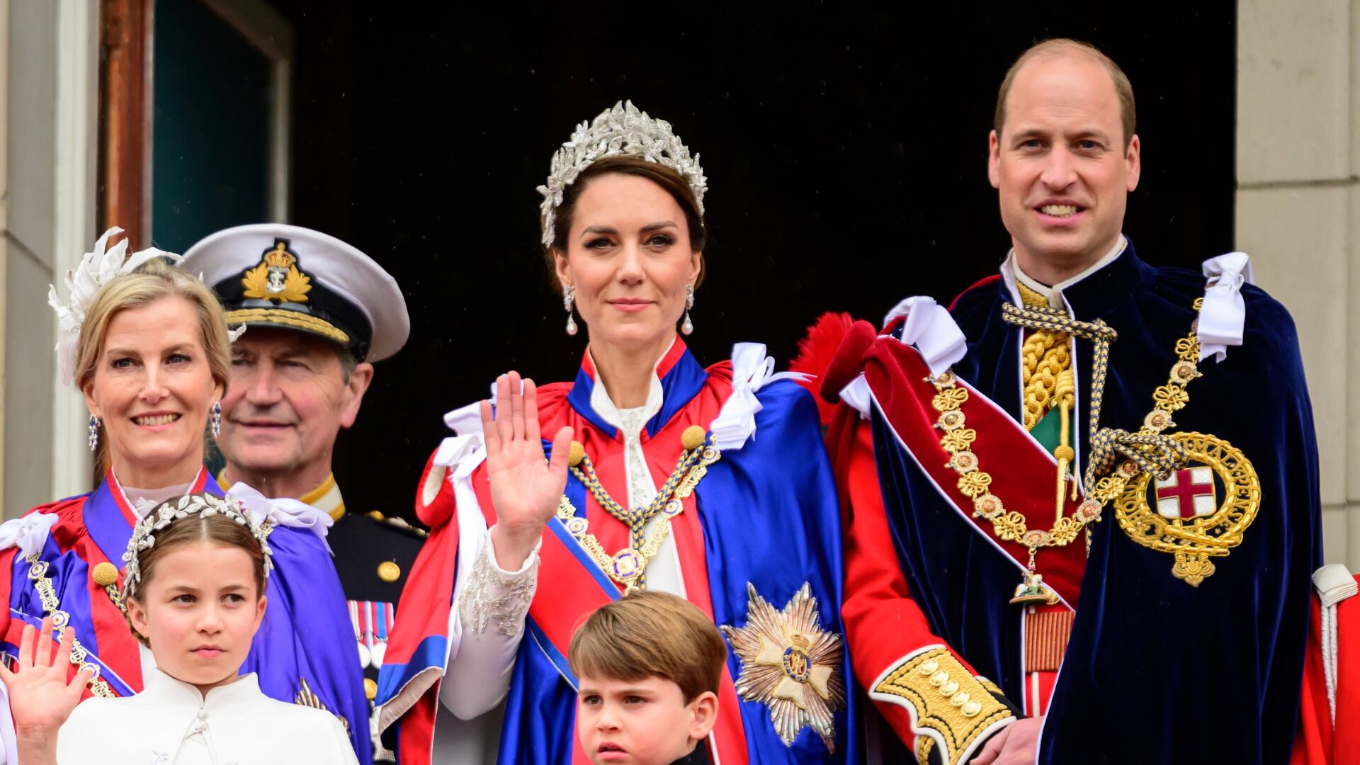 El vestido usado por Rose Hanbury se asemeja al que usó el día anterior Middleton.