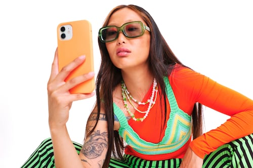 ¡Adiós tenis! Los zapatos ‘coreanos’ son la mejor dupla para llevar con jeans: así se usan