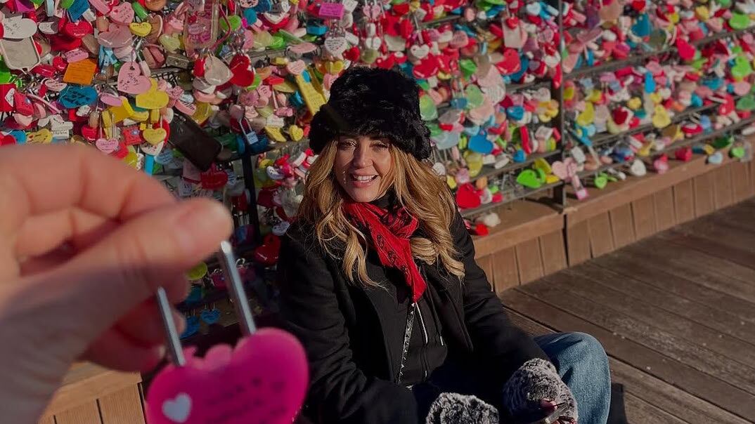 La conductora viajó a Japón