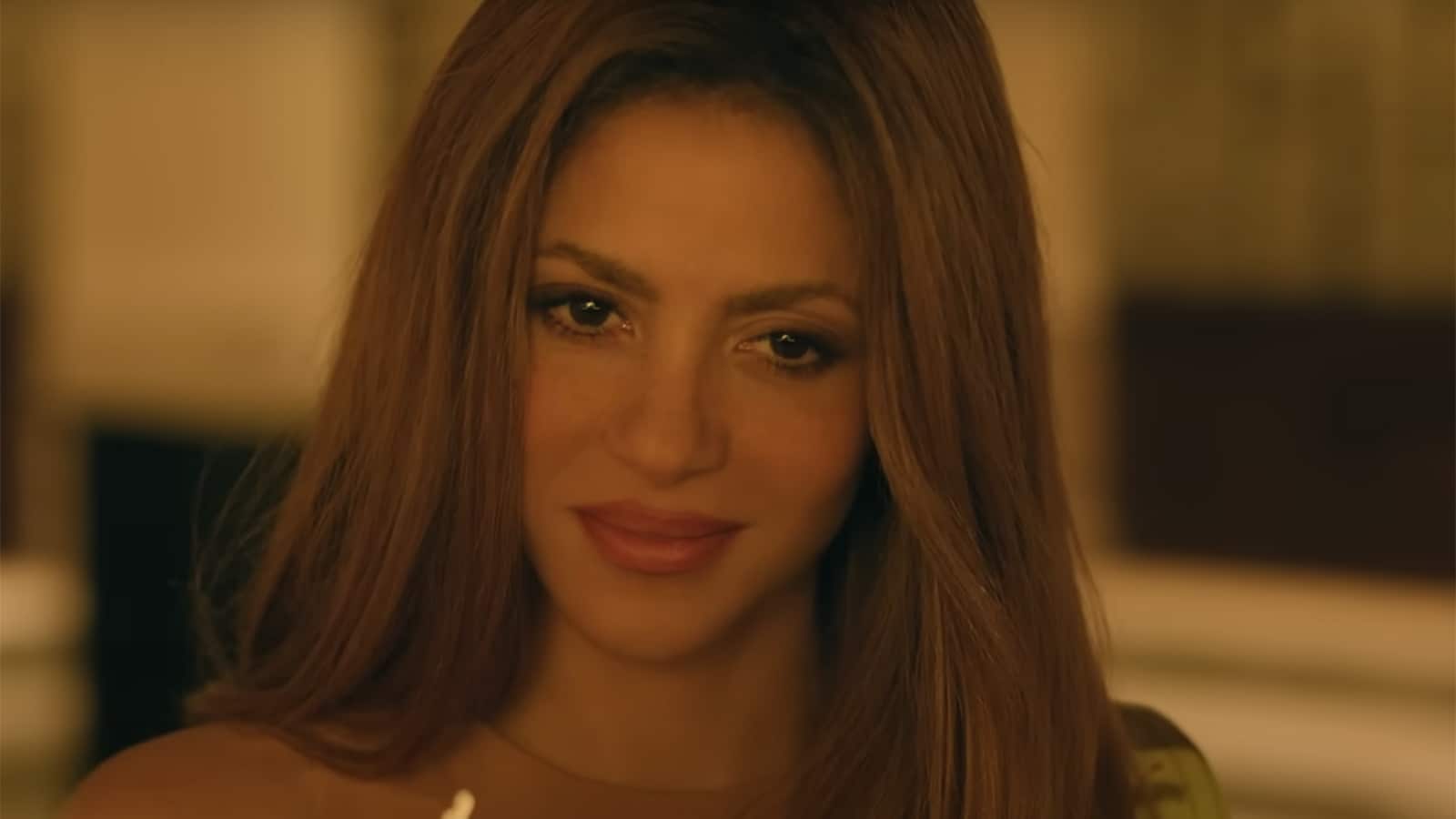 Shakira deja importante lección en su nuevo tema Monotonía.