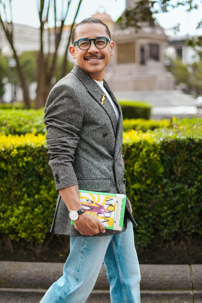 Patricio Nieto y su libro plantable