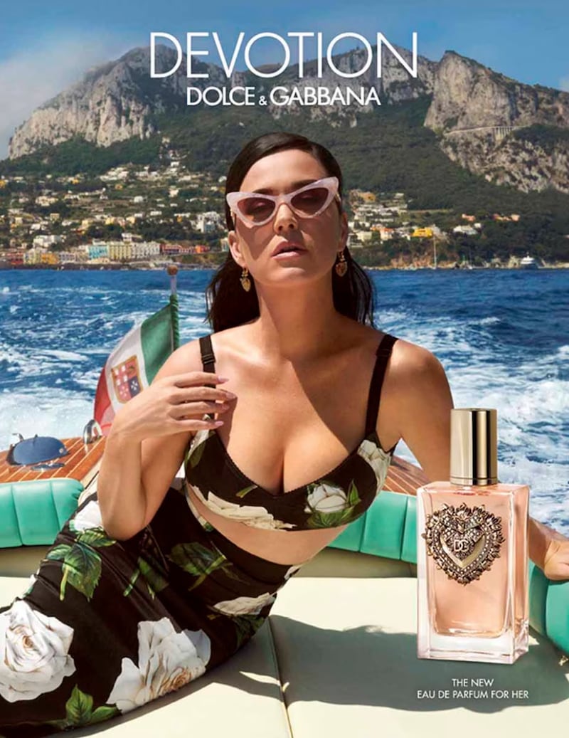 Katy Perry embajadora de Dolce & Gabbana en las costas del Mediterráneo