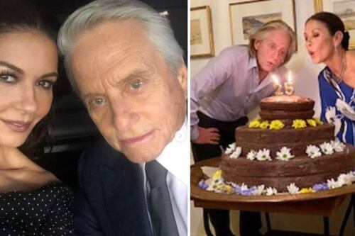 Catherine Zeta-Jones posa de lo más romántica con Michael Douglas y le dicen que parece su “abuelito”