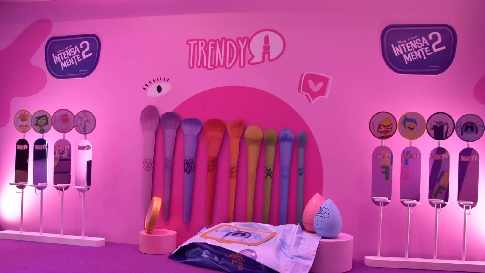 Intensamente y Trendy crean un espacio de maquillaje en Bogotá.