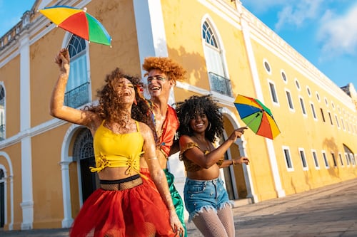 ¿Zapatos brasileños? La tendencia de calzado que trae el “verano” a tu look: es cómoda y distinta