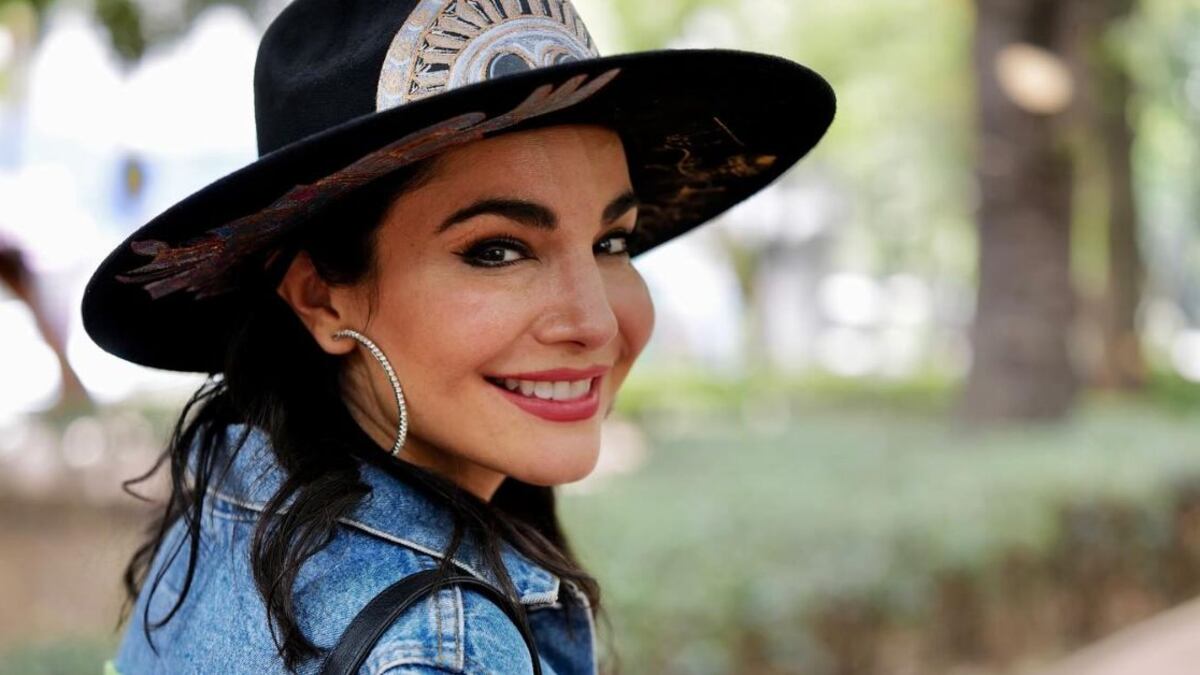 Martha Higareda está muy ilusionada con su boda con Lewis Howes