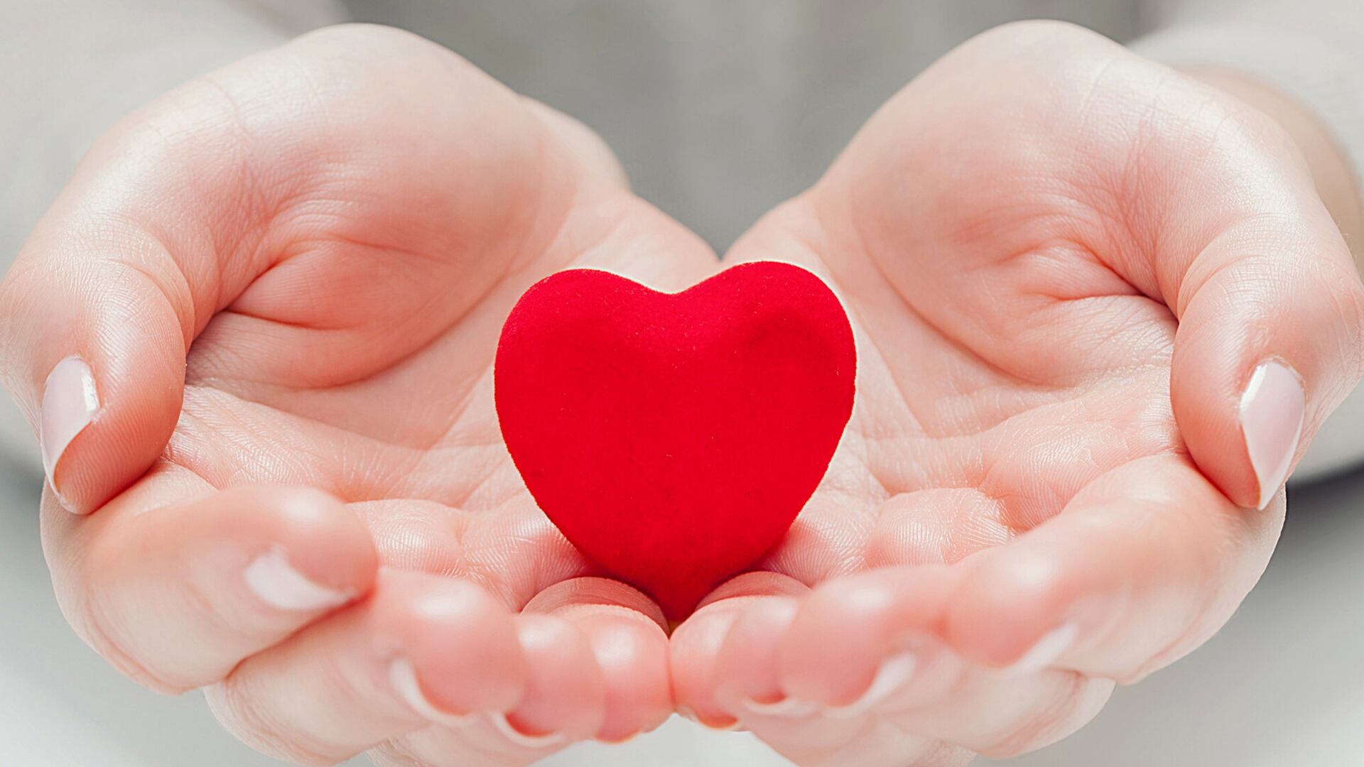 Les cuesta creer en el amor