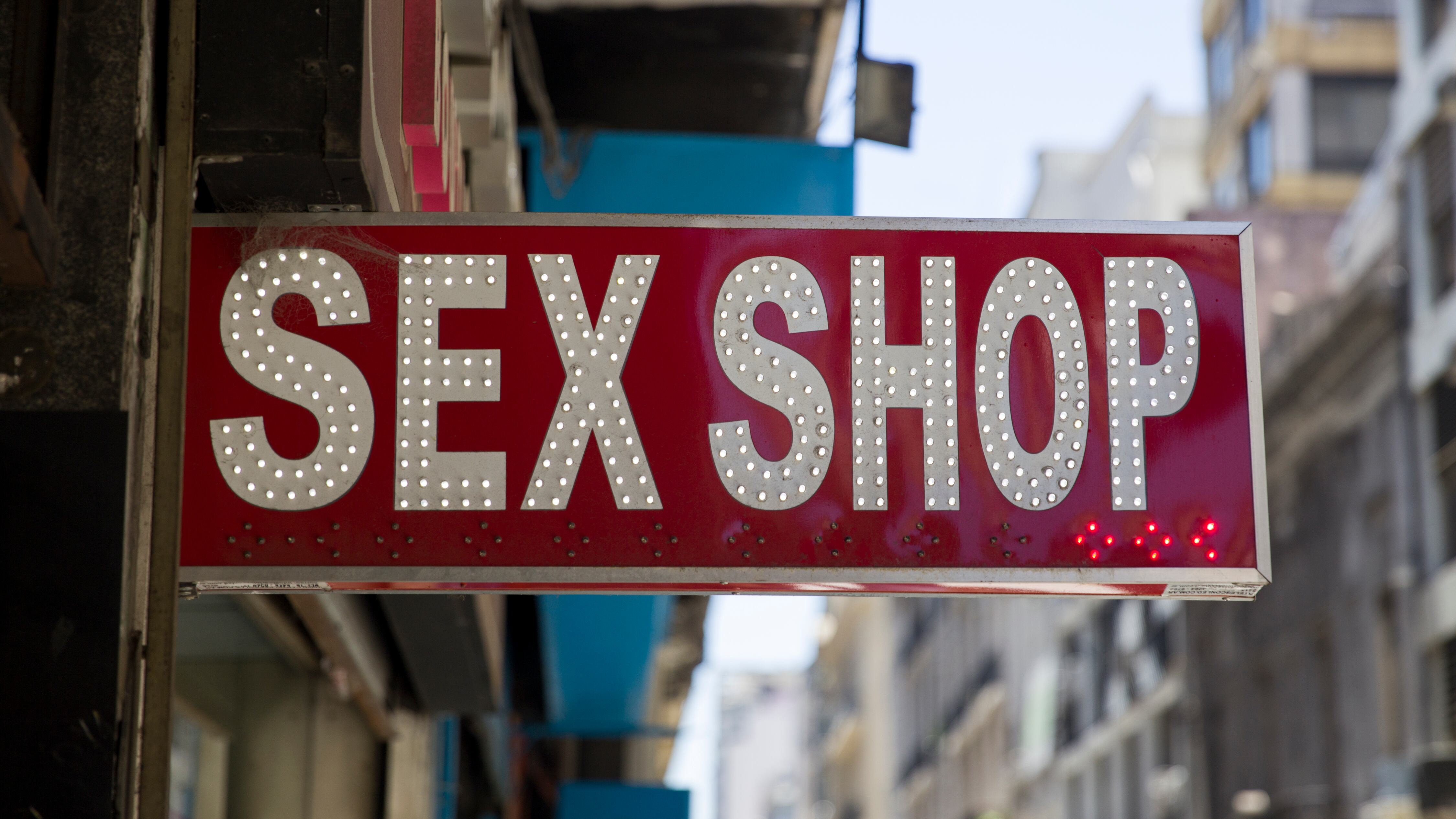 Muere un hombre de 83 años dentro de un sex shop, esto es lo que le pasó