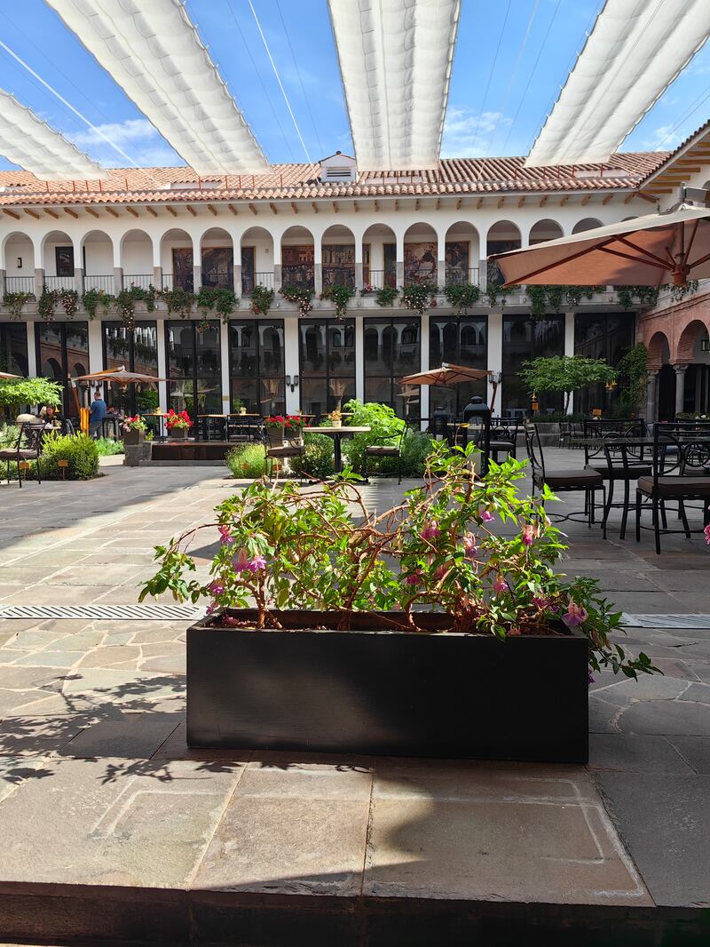 El bellísimo jardín de JW Marriott Cusco El Convento