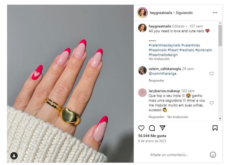 Una manicura con corazones es perfecta para celebrar el Día de San Valentín