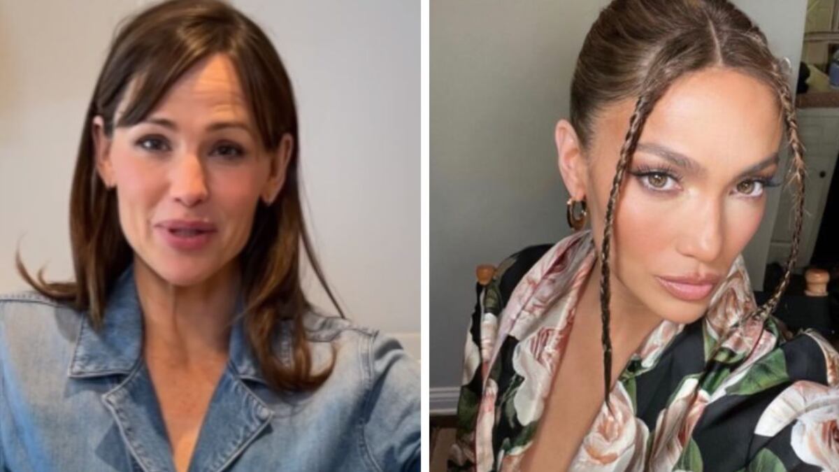 Jennifer Garner enseña a sus hijas a amarse al natural