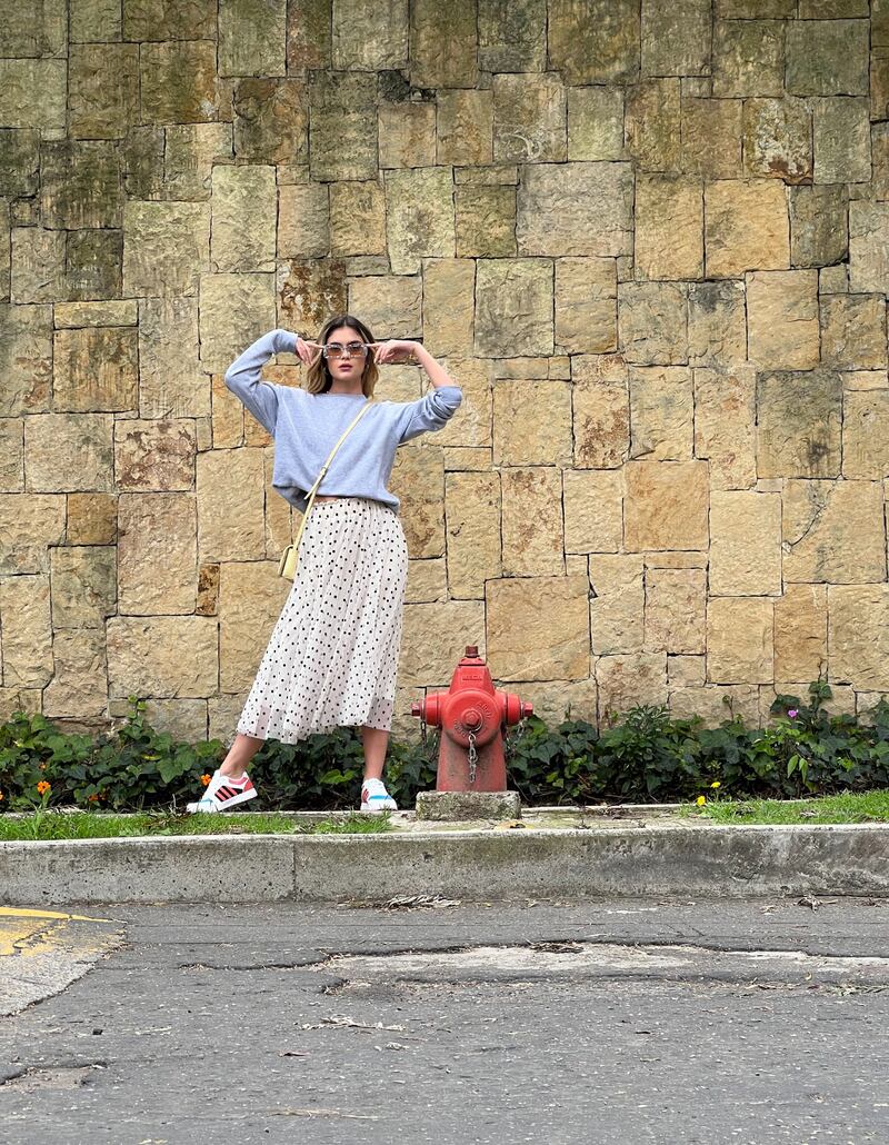 Arma tu mejor look en cambios de temporada sin gastar demasiado: conoce la clave