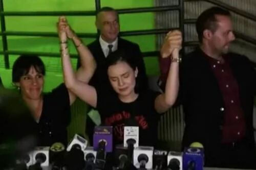 Sarita, Marysol y José Joel se reconcilian tras la muerte de José José