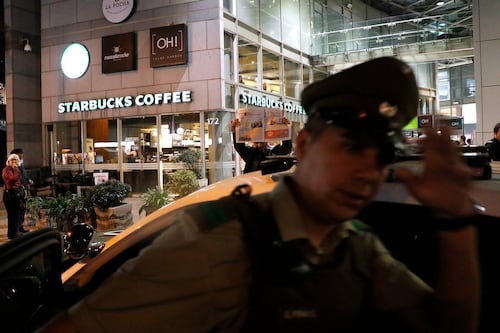 Así era la vida de la adolescente de 16 años que apareció muerta en un Starbucks de Providencia por presunto bullying