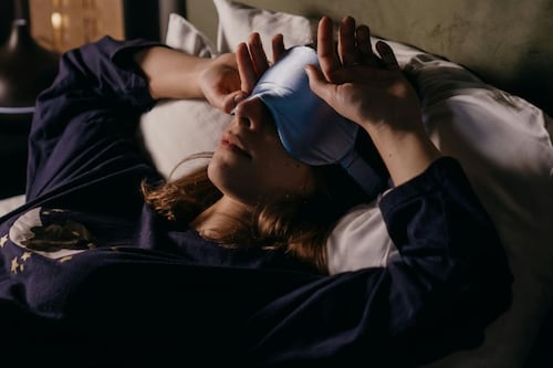 ¿Soñaste que caías de un acantilado? Este es el curioso significado detrás de este sueño