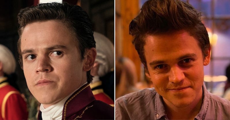 Sam Clemmett en 'Queen Charlotte' y en la vida real