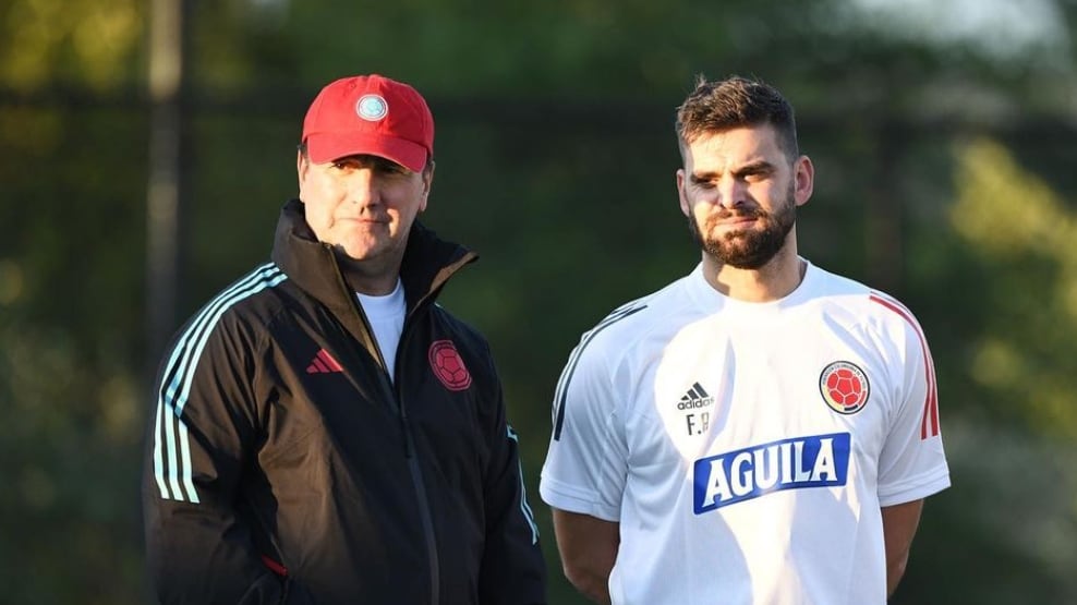 Él es el otro guapo de la Selección Colombia que tiene locas a las hinchas colombianas y no es Richard Ríos