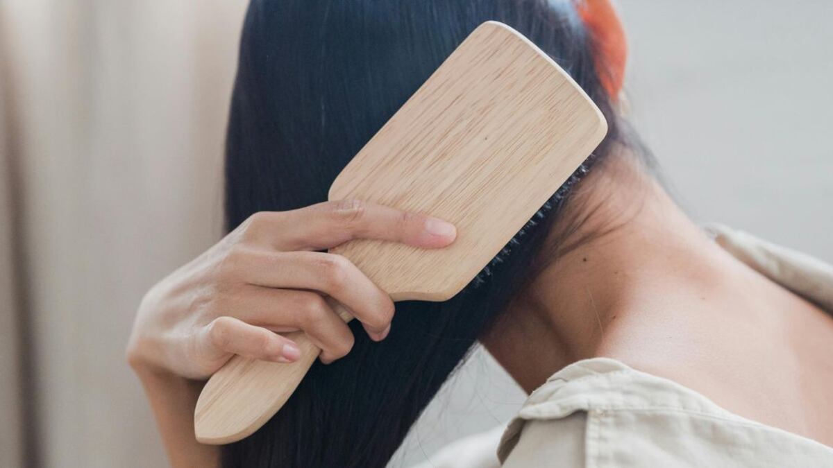 Darle volumen al pelo fino es posible con algunos trucos caseros