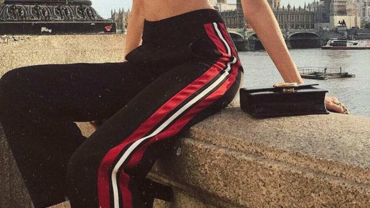 Blake Lively triunfó con el look más cómodo y chic durante su paso por el Super Bowl 2024.