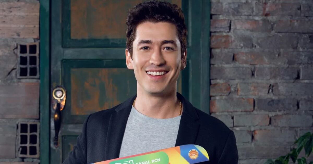 Piden más escenas sin camisa del primo de Michelle, Gustavo Durango en ...