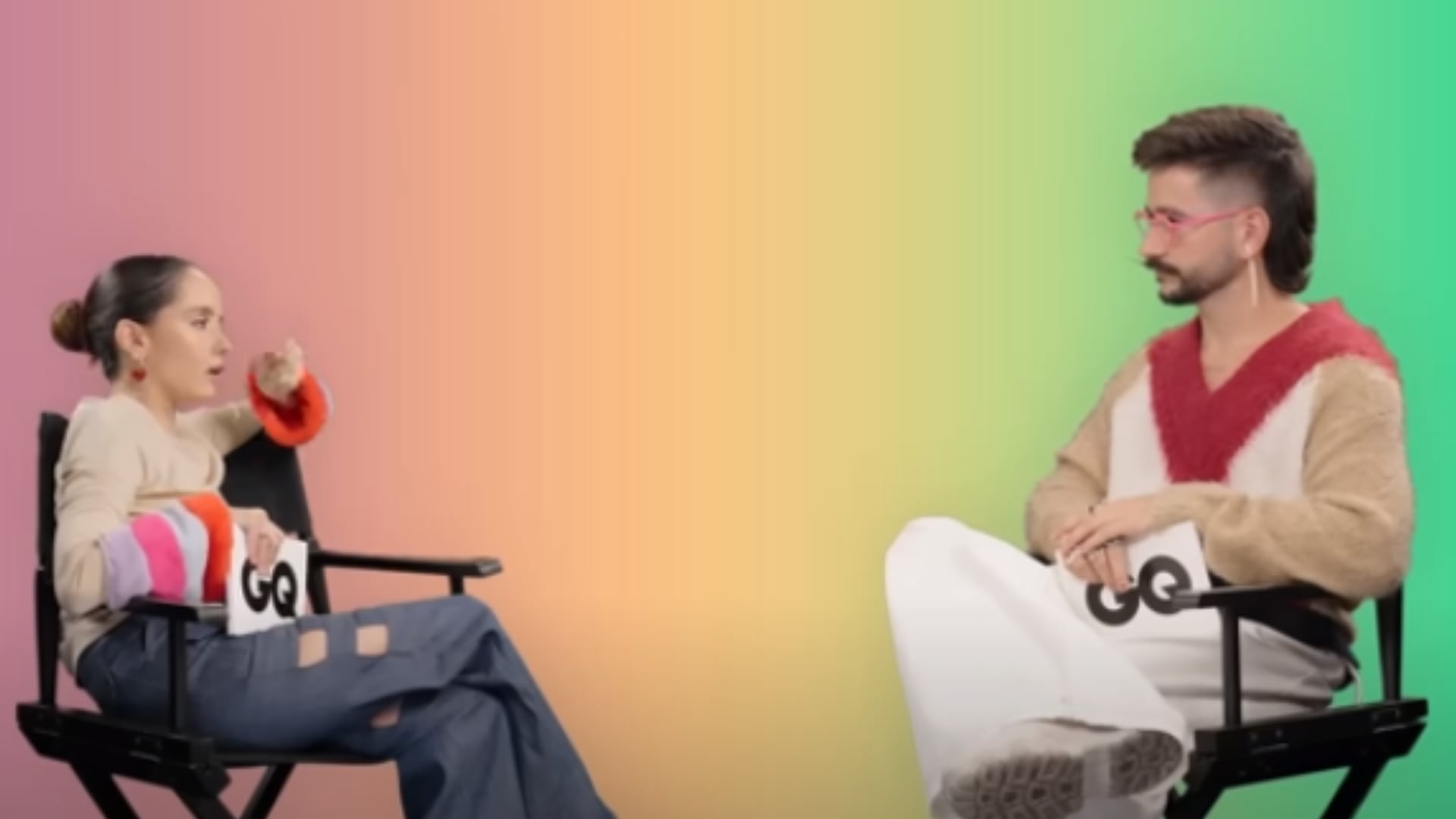 La pareja participó en una dinámica para la revista GQ que consiste en una ronda de preguntas para saber qué tanto conocen al otro.