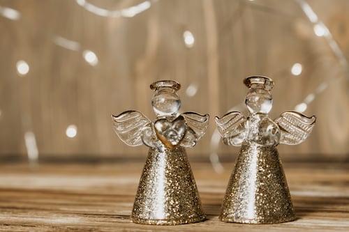 Estos son los mensajes de los ángeles que iluminarán cada mes de tu 2026