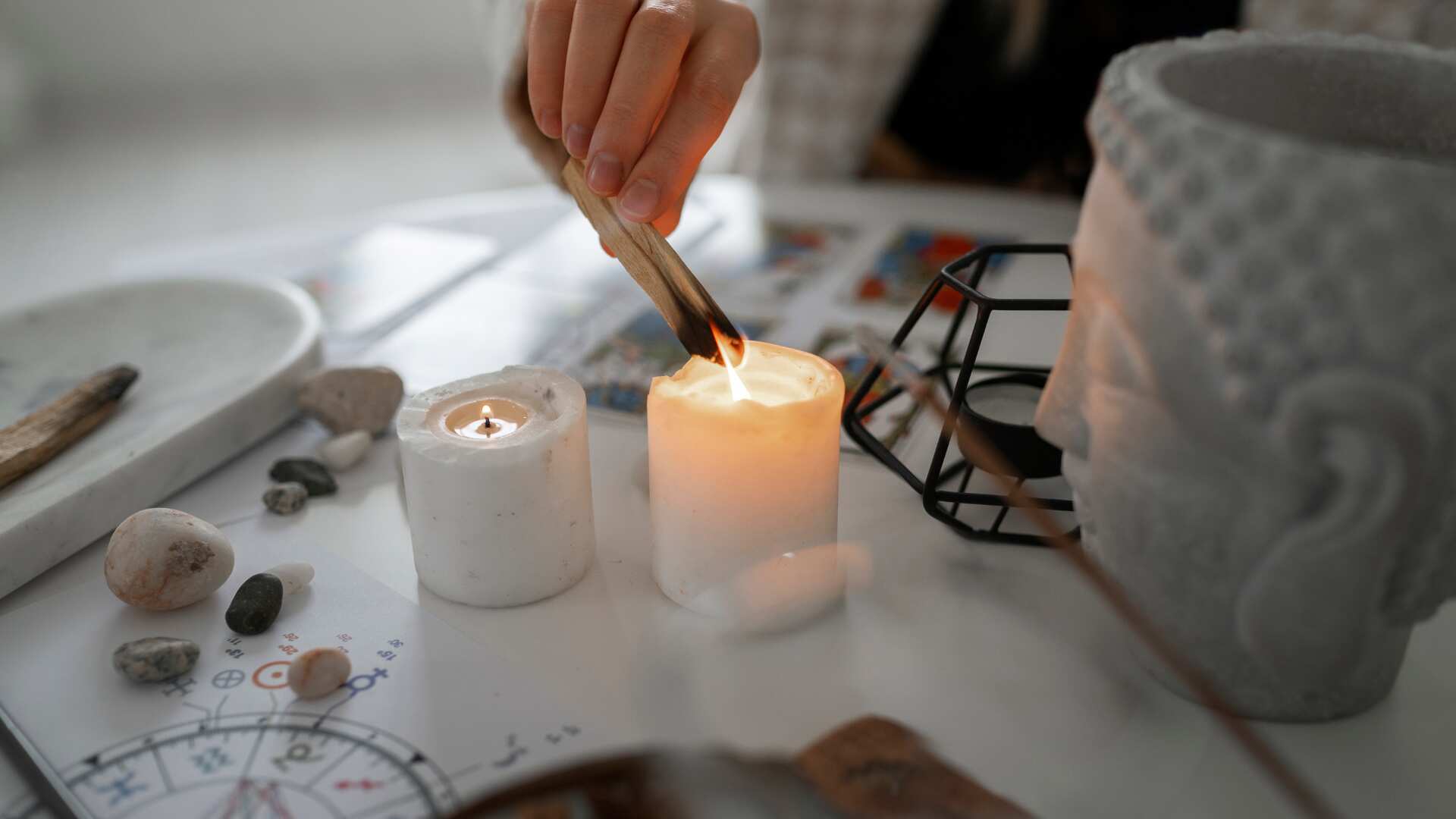 Aprovecha la abundancia cósmica del 29 de febrero con estos cuatro potentes rituales.