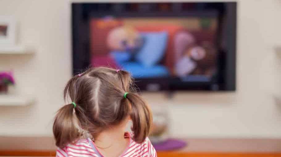 Como afecta ver tv en niños