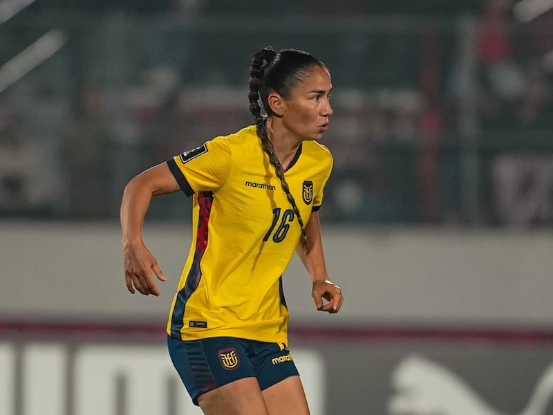 Camiseta bajo la lupa: ¿por qué Ecuador quedó entre las camisetas peor calificadas del torneo del fútbol?