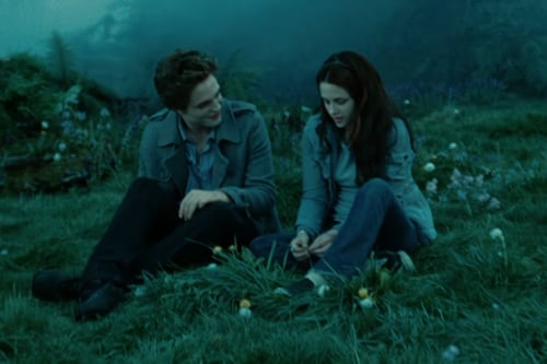 3 películas como ‘Crepúsculo’ para ver un fin de semana de octubre: enganchan desde el inicio