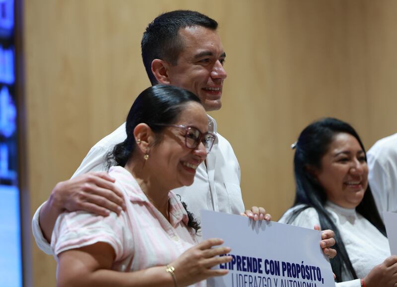 300 mujeres iniciarán su formación en octubre y otras 300 en 2026.
