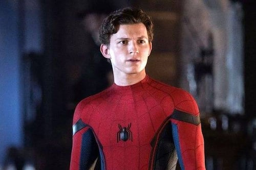 Madre de Tom Holland exigió a los productores de Spider-Man más permisos para que su hijo fuese al baño