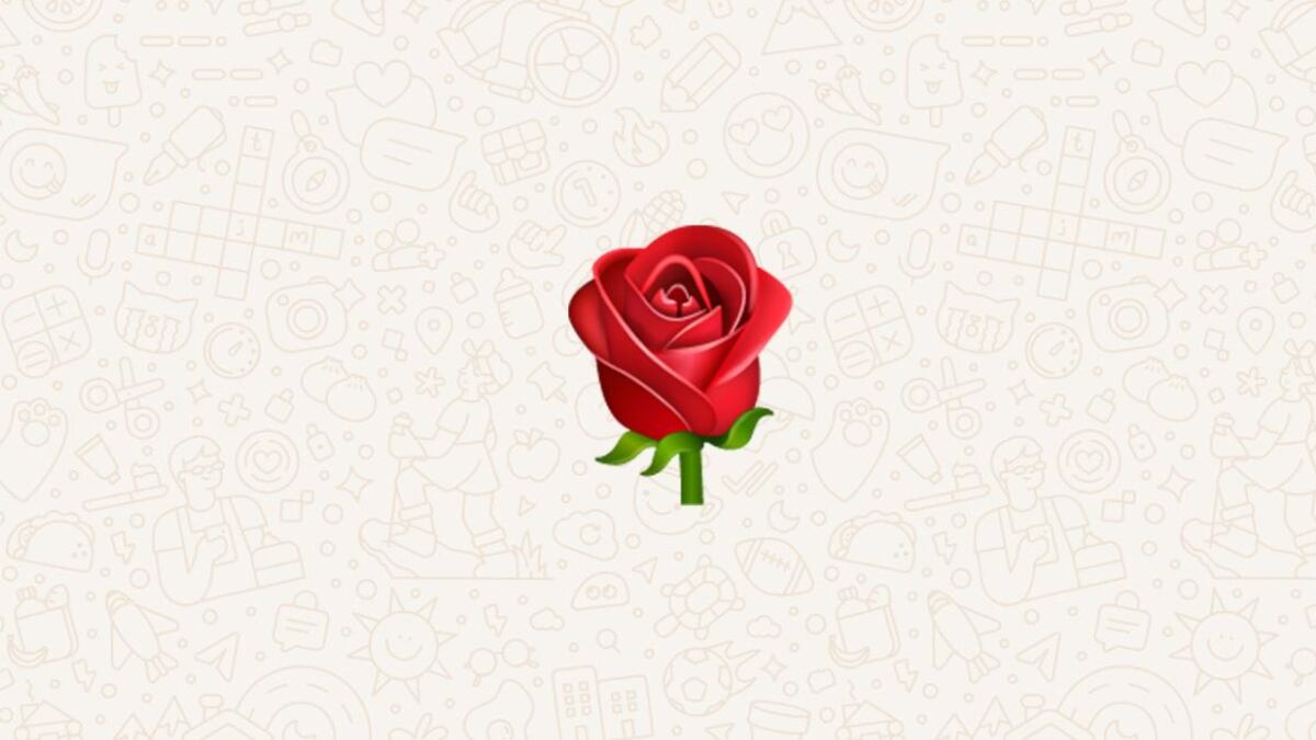 La rosa roja llegó al catálogo de emojis de WhatsApp en 2017