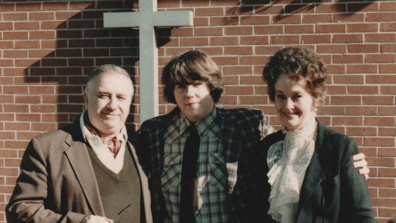 Ed Warren, David Glatzel y Lorraine Warren en 'Juicio al diablo'