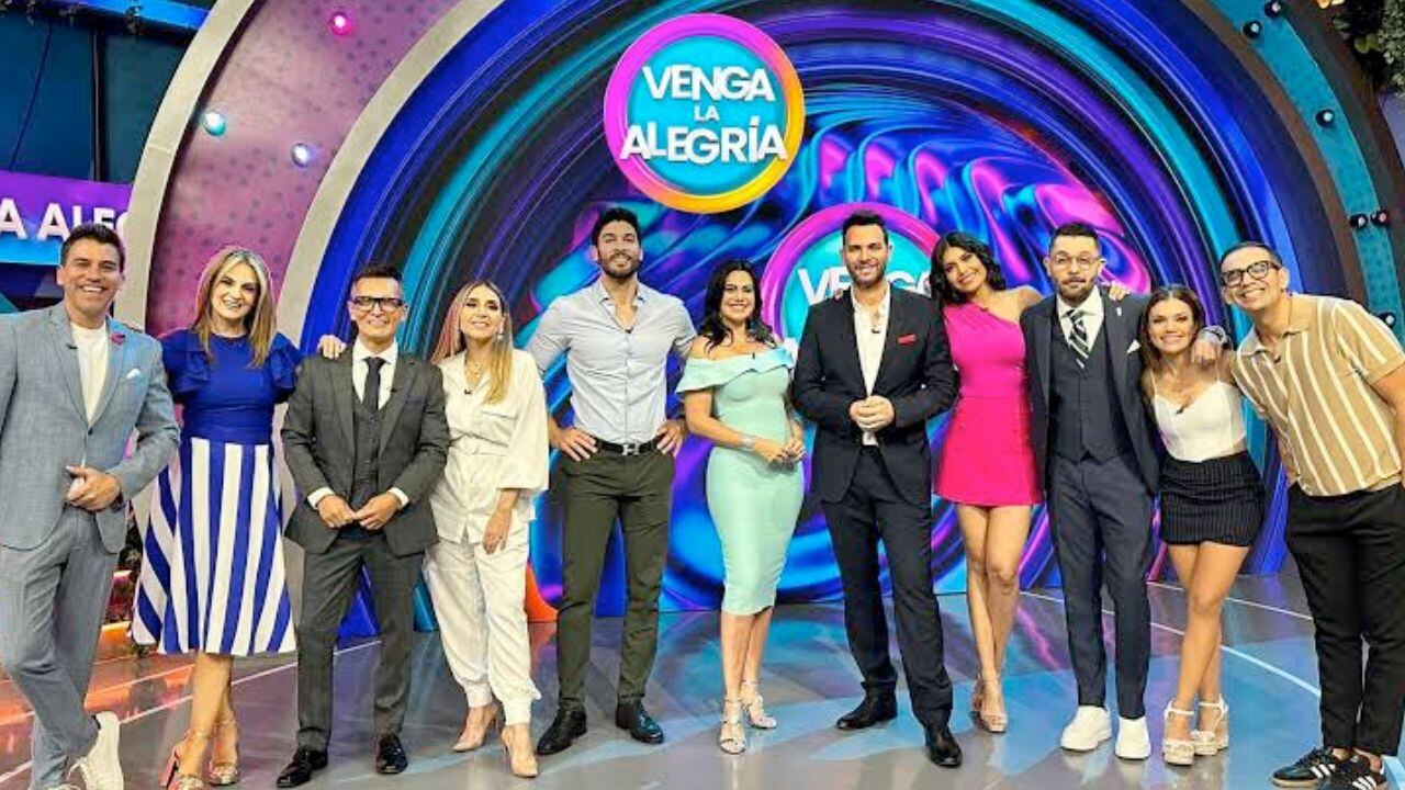 Una revista de espectáculos asegura que el conductor de 'Venga la alegría' ya no vive con su esposa.