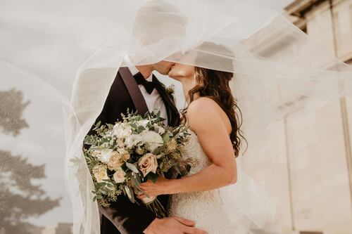 Tendencias para bodas en 2025: 12 ideas que las expertas aman y prometen ser la sensación