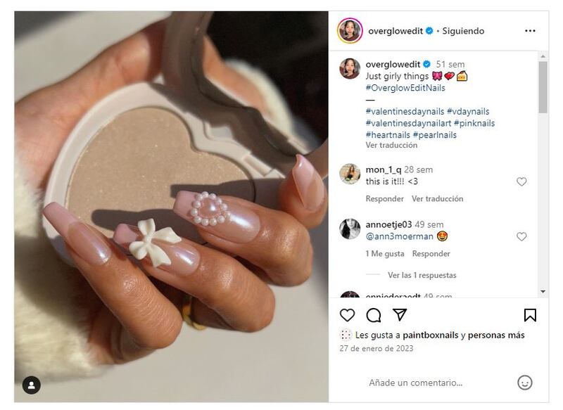 La manicura coquette es una de las primeras tendencias en cuanto a uñas que arrasa en 2024