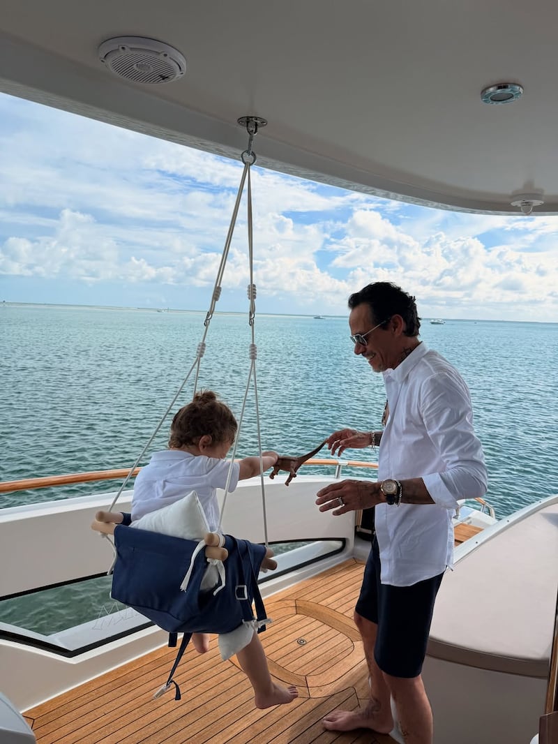 Marc Anthony junto a su hijo Marquito Jr.
