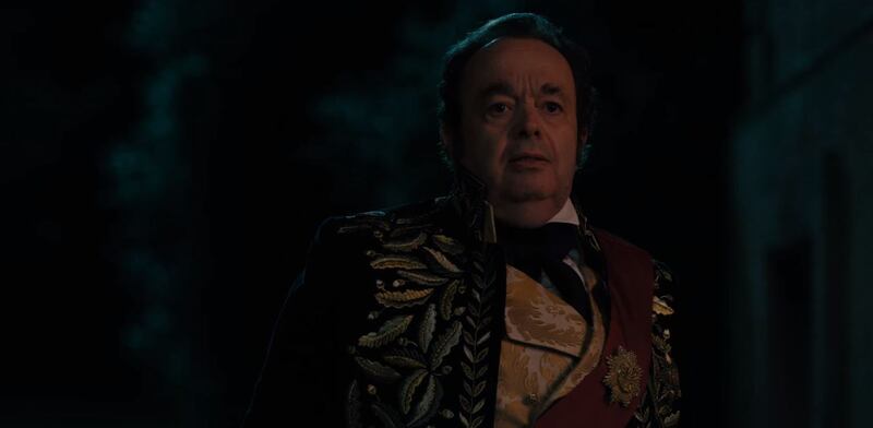 Escenas del episodio final de 'Queen Charlotte'