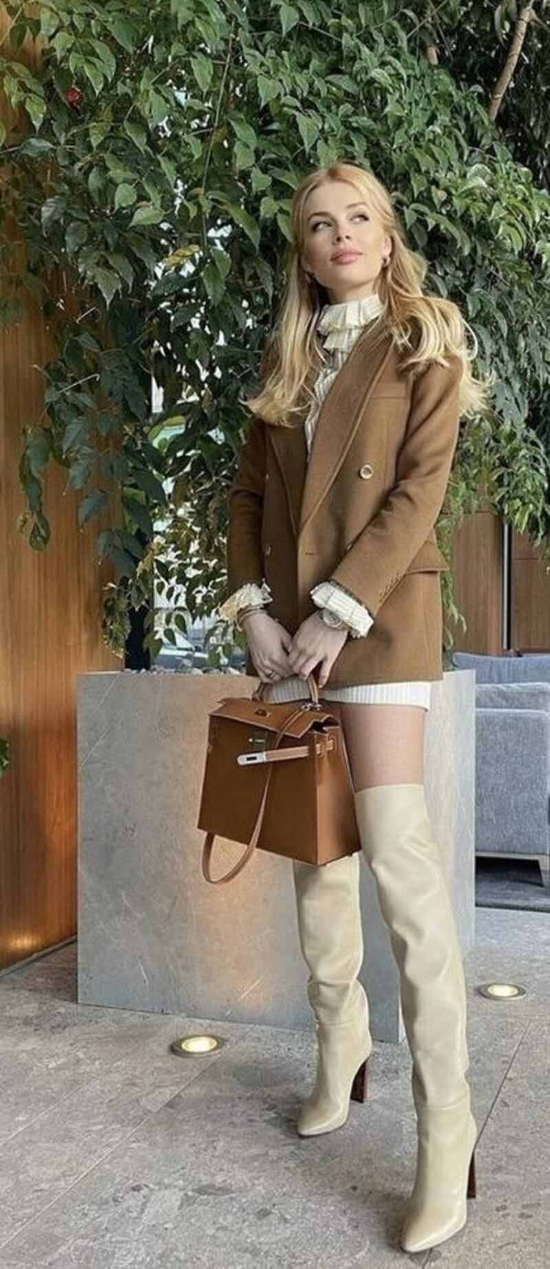 Ideas de outfits con botas infinitas