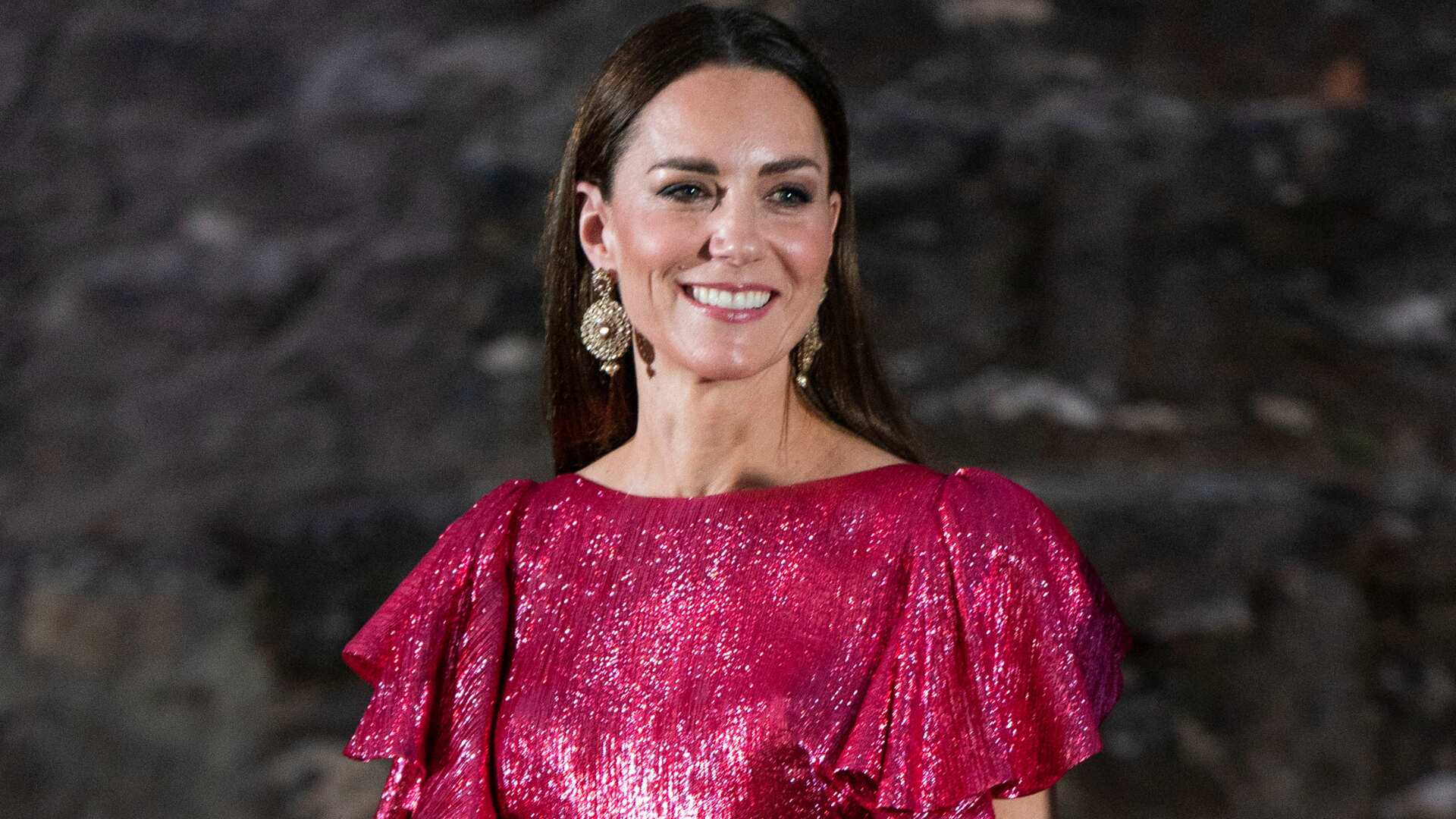 Kate Middleton seria vista en un hospital especializado en cáncer en Estados Unidos, pero la corona británica lo desmintió.