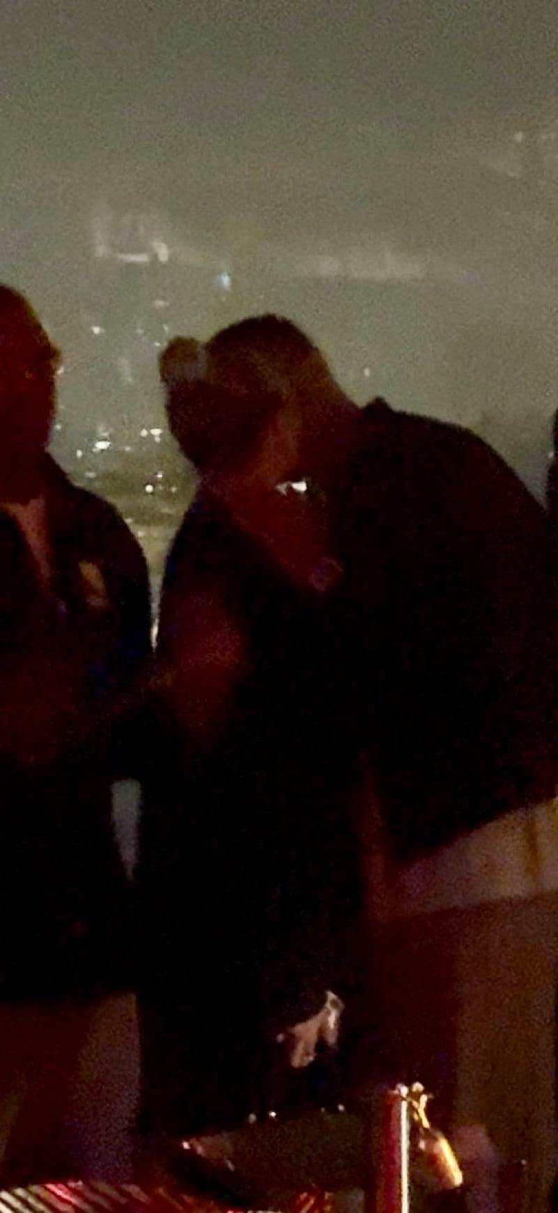 Kylian Mbappé y Ester Expósito