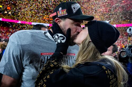 Taylor Swift se casará con el jugador de la NFL, Travis Kelce