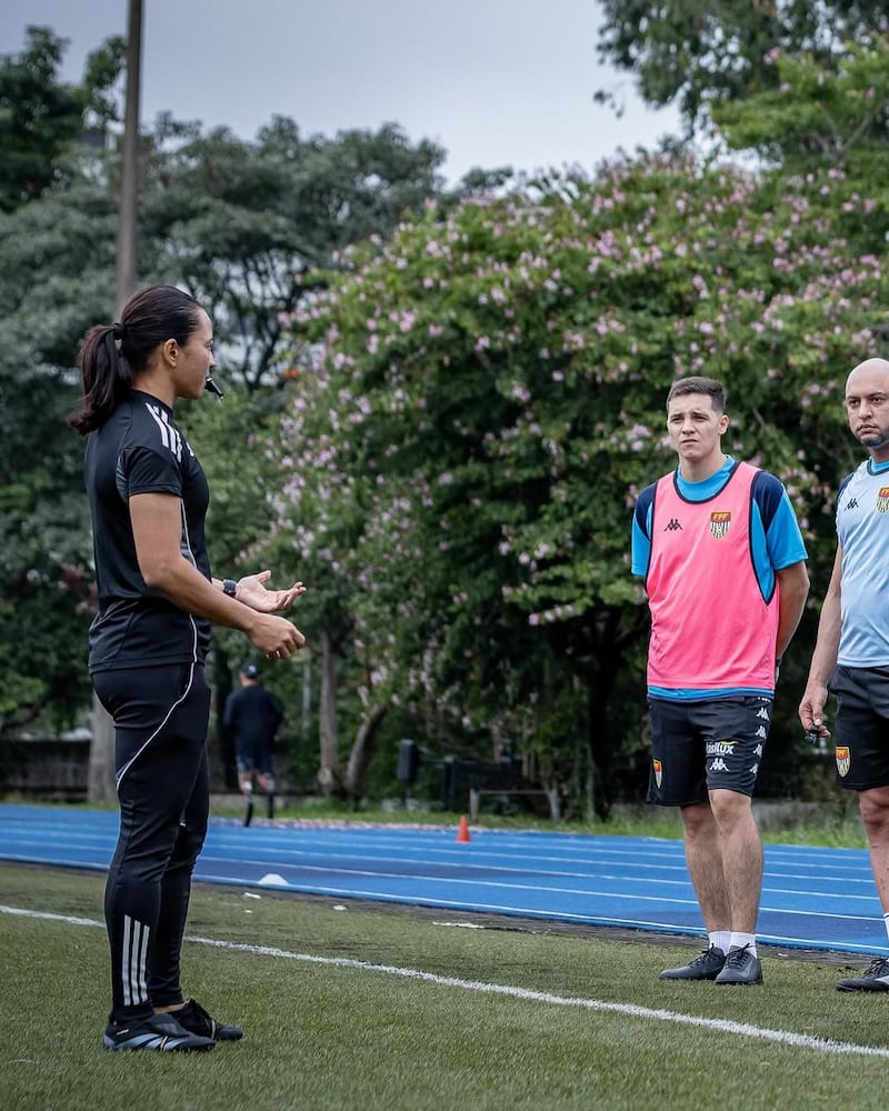 Arbitraje femenino