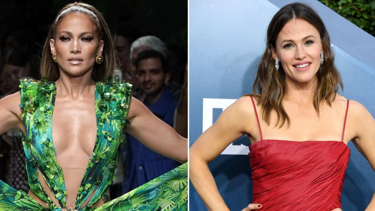 Jennifer Garner y Jennifer López looks