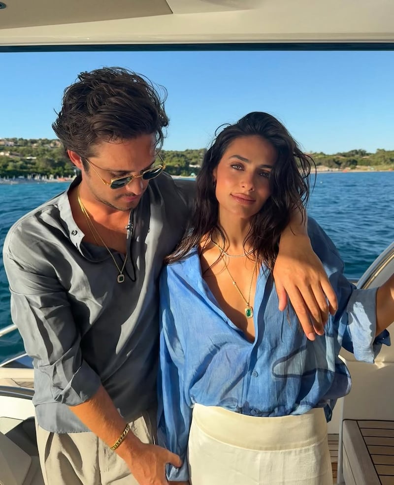 Diego Boneta y Renata Notni