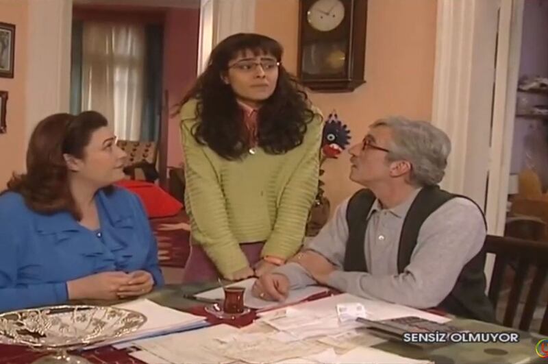 Escenas de la versión turca de 'Betty, la fea'