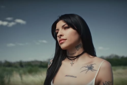 Atacan a Cazzu en redes sociales por delicadas palabras de uno de sus temas viejos: ¿Qué dice la canción?